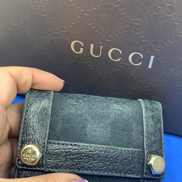 Gucci Vintage Black and Gold key holder wallet - Picture 3 of 7
